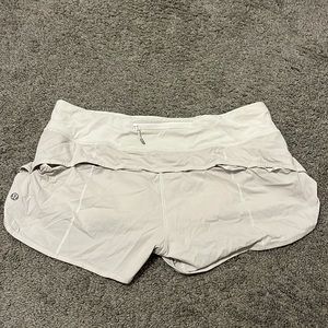 Lululemon speed up short size 8, 3 in inseam
